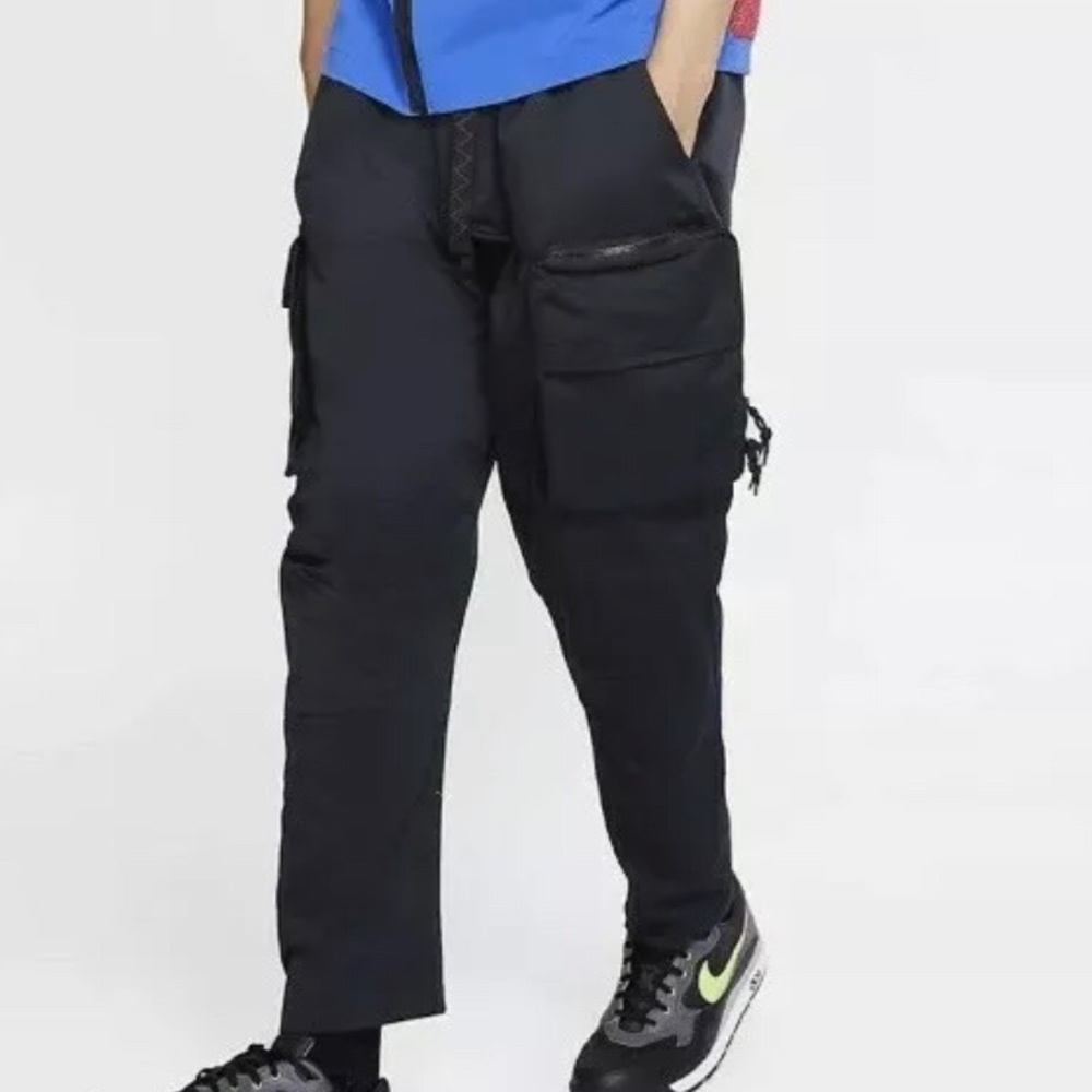 Brand new Nike ACG men’s cargo pant